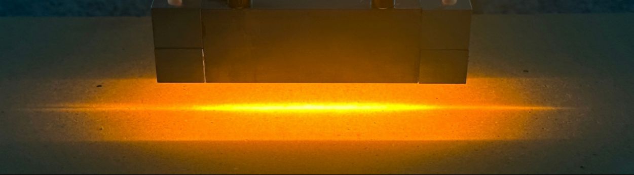 Pemanas garis halogen kecil tipe fokus Seri HLH-30